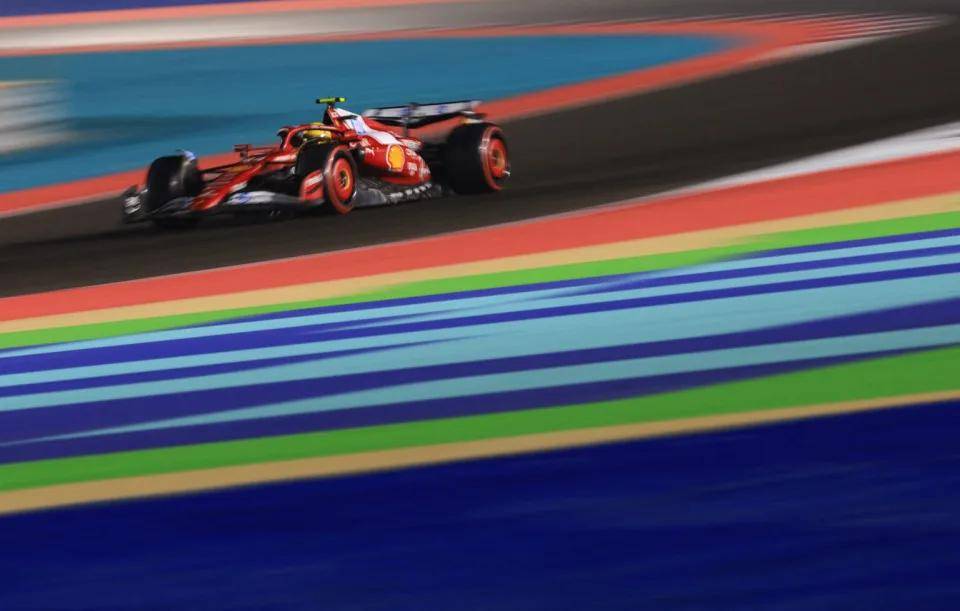 开云体育中国-梅赛德斯险胜红牛二队，皮亚斯特里刷新纪录